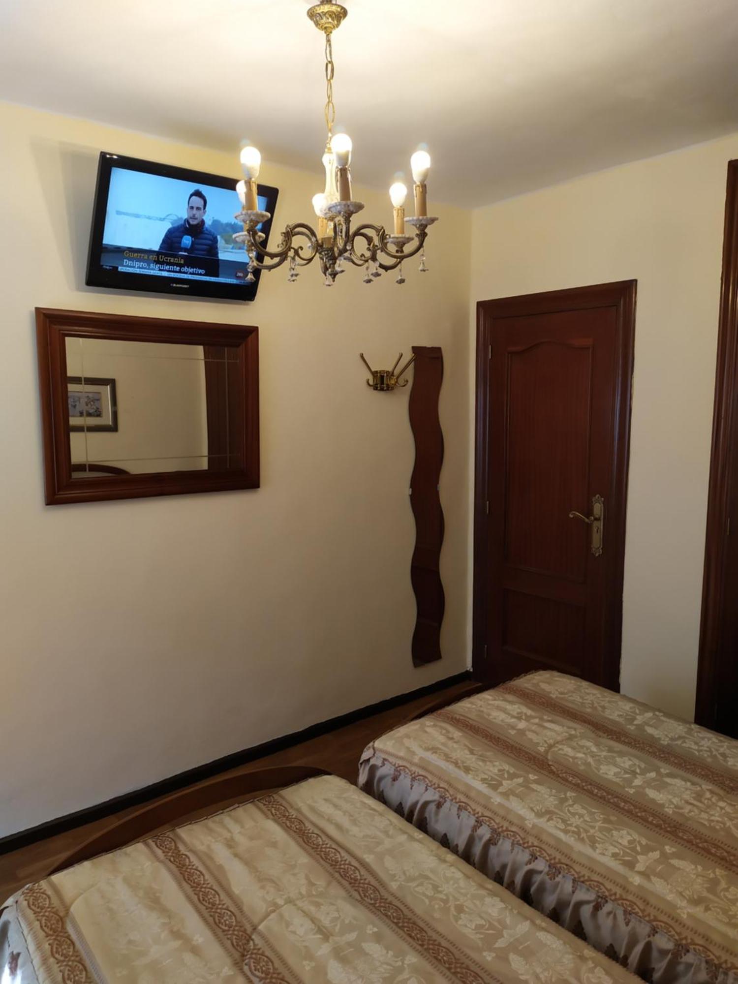 Habitacion Matrimonial Centro Ciudad Oviedo Dış mekan fotoğraf