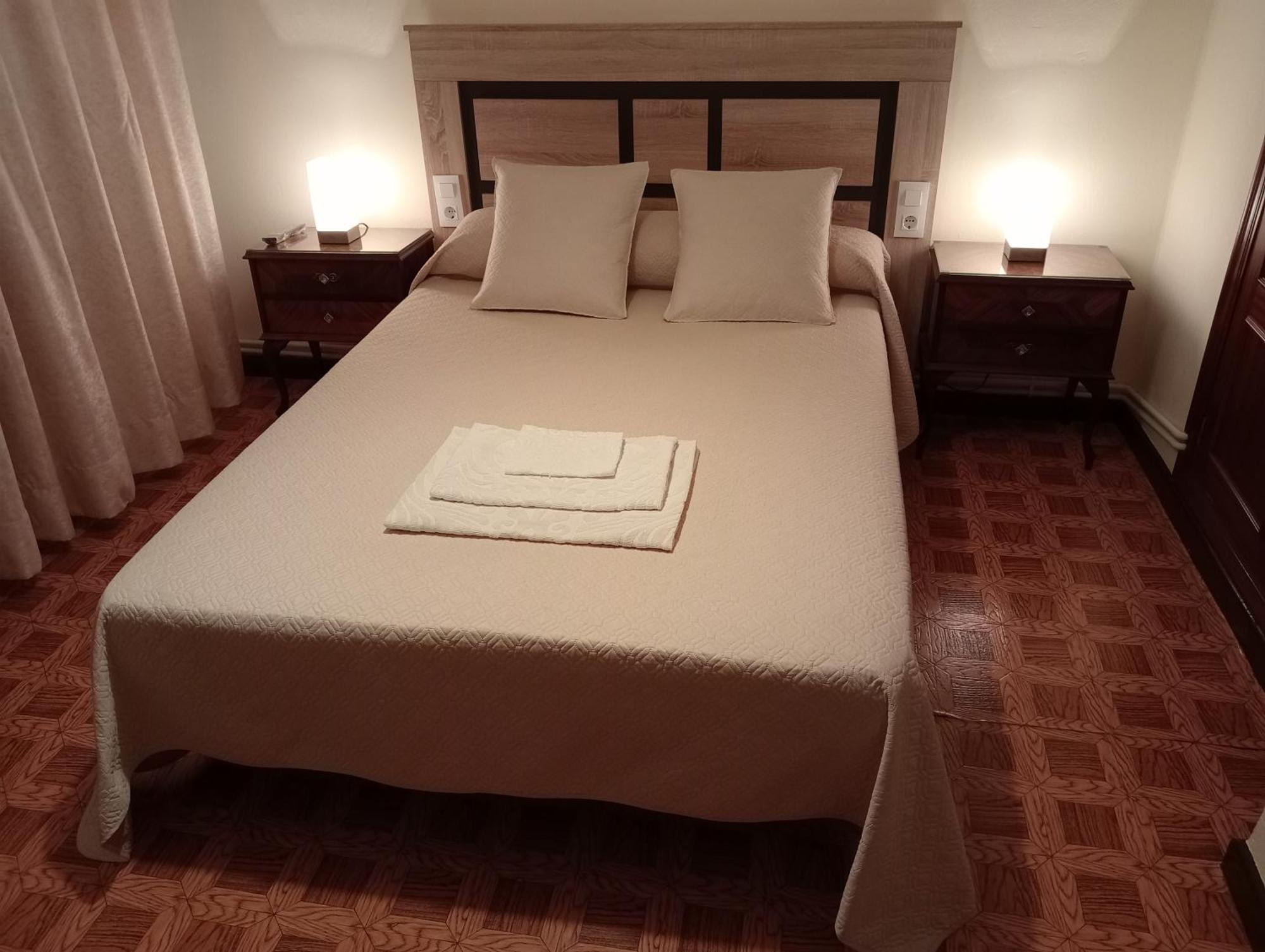 Habitacion Matrimonial Centro Ciudad Oviedo Dış mekan fotoğraf